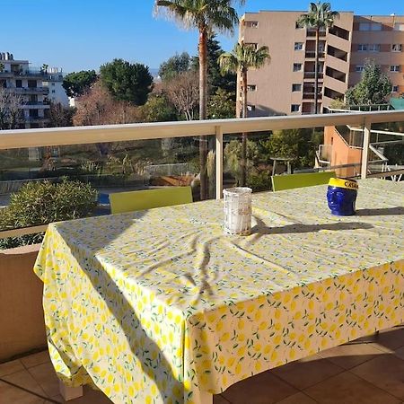 Appartement Vue Mer Sur Les Hauteurs De Nice Bagian luar foto